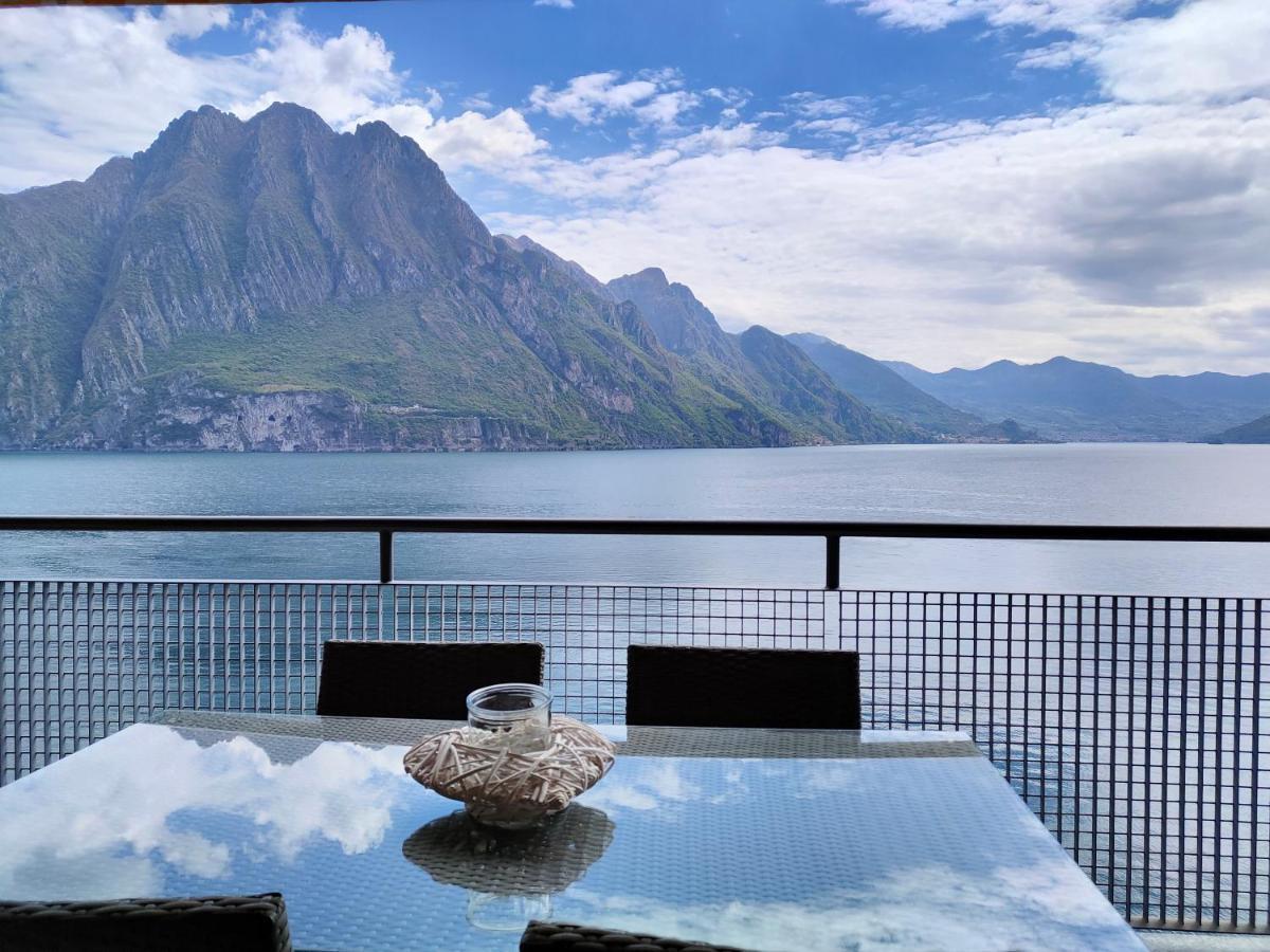 Iseolakerental- Casa Trentapassi Riva di Solto Extérieur photo
