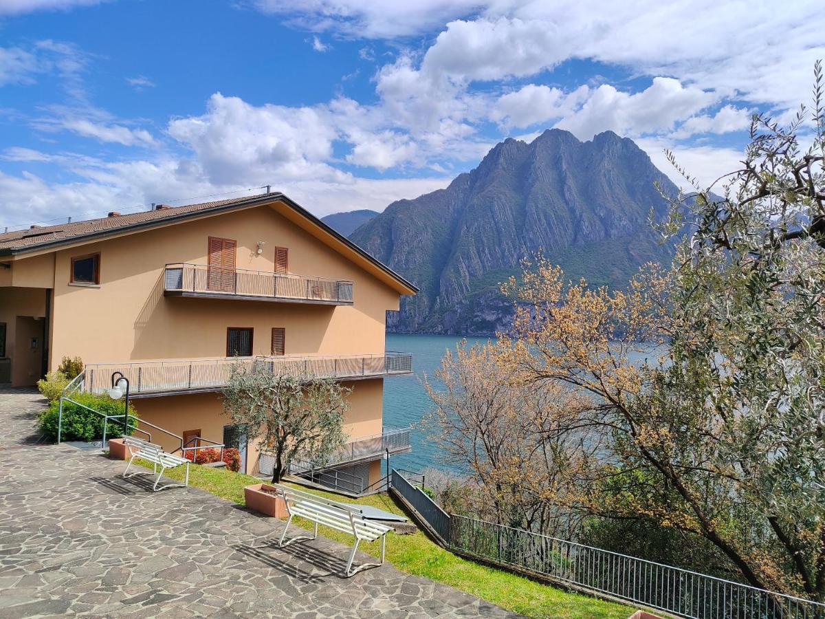 Iseolakerental- Casa Trentapassi Riva di Solto Extérieur photo