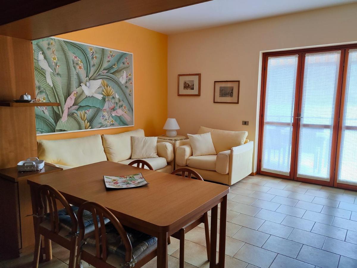 Iseolakerental- Casa Trentapassi Riva di Solto Extérieur photo